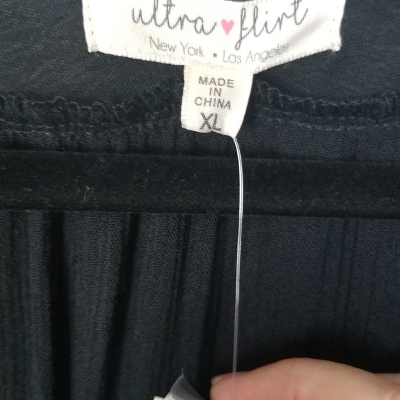 Ultra Flirt Juniors Button Up Tie Front Top XL - Picture 3 of 7